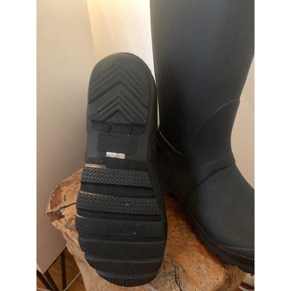 Matte Hunter boots* great condition sz.7 - Picture 6 of 7